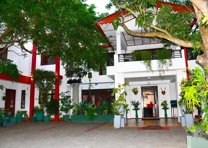 Thilaka City Hotel